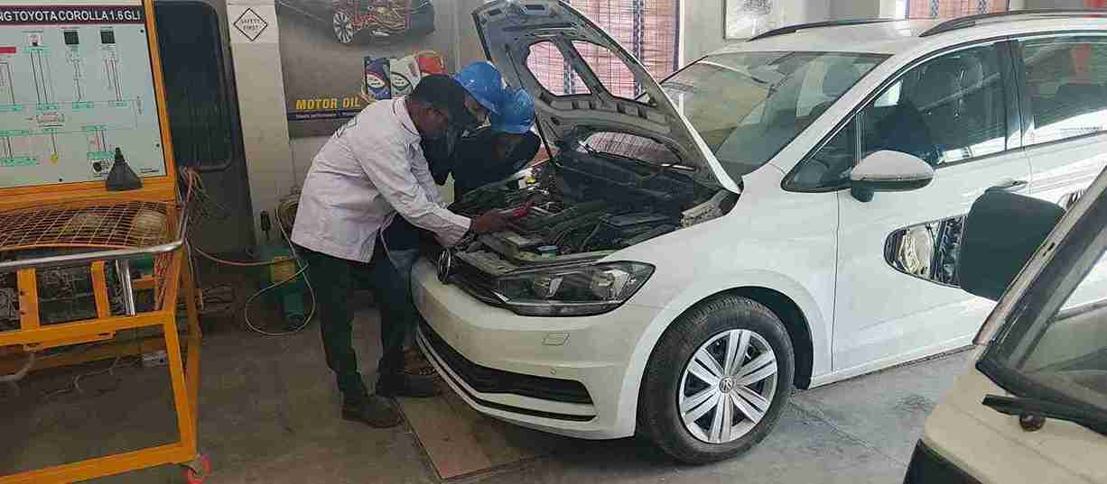 Automobile Mechanic Course