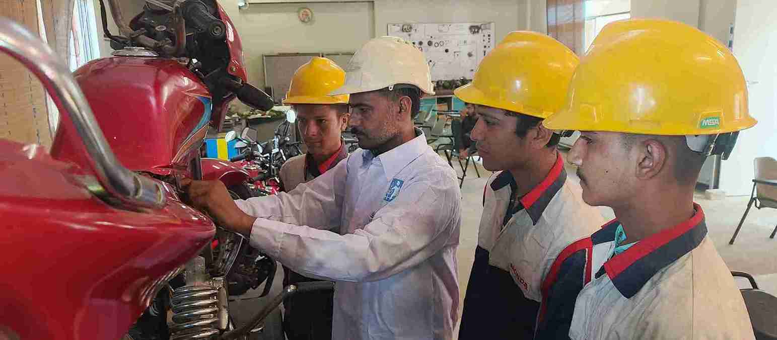 Motorcycle Mechanic Course